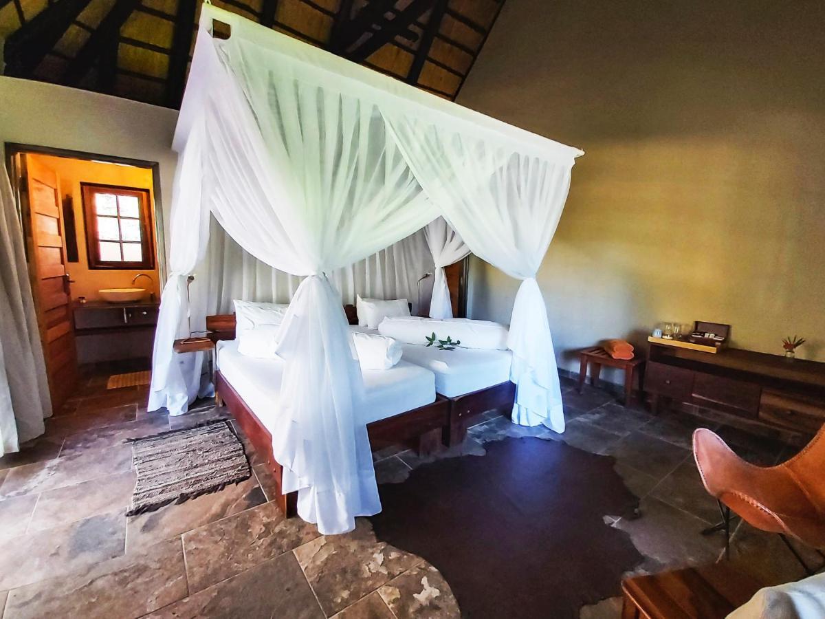 Sophienhof Lodge Outjo Bagian luar foto